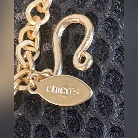 Stunning Chico's Gold-Tone Necklace with Vibrant Carnelian-Style Pendant - Picture 3 of 10